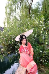 -一揽芳华汉服旗袍体验馆(拙政园店)