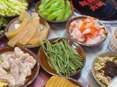 -赵美丽·重庆社区火锅·直营店(火车东站·中豪国际店)