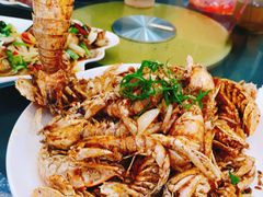 -覃记海鲜美食餐厅