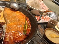 -周小明火锅(黑金冠社区店)