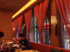 -耶里夏丽·丝路国际·新疆餐厅(浦东区东方路店)
