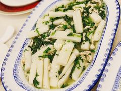 荠菜肉丝炒年糕-上海老饭店(北京分店)