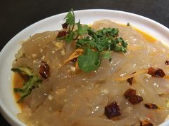 -靠山屯东北农家菜(八龙桥雅苑店)