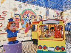 -顺德大良半月城游乐场