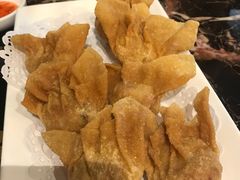 酥炸雲吞-皇后餐厅-煲仔·小菜·打边炉(古北店)