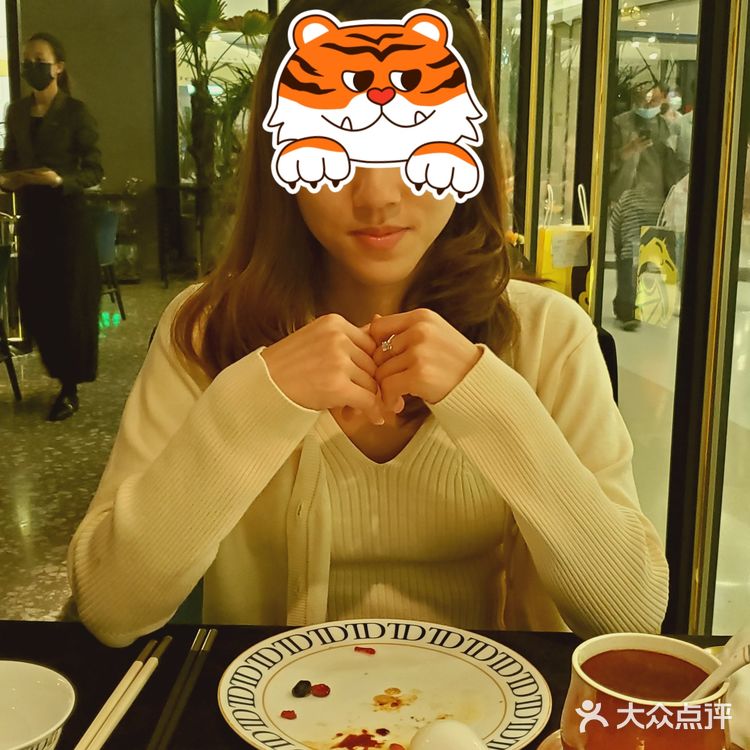 大悦城这烤鸭不错