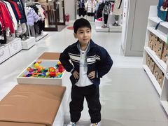 -枫叶小镇奥特莱斯