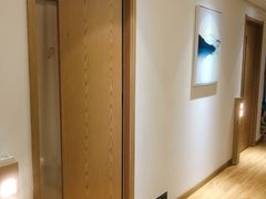 -崇英经络足疗(曲江店)