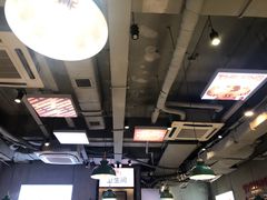 -佰人王串串香火锅(洋珠巷店)