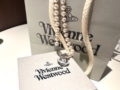 -Vivienne Westwood(上海来福士广场店)