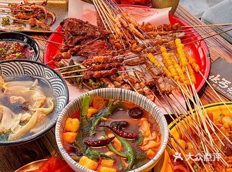 沈阳这家东北烧烤我连吃两天️️人均50r