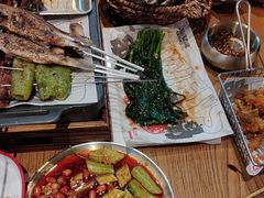 -丽伟的串·烧烤·砂锅(泰丰店)