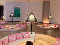 -涨巢·潮玩水疗局