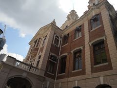 -香港大学