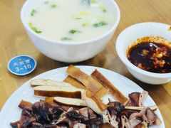 -天发芽·何记葫芦头泡馍·传统小吃(报恩寺街店)