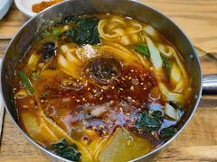 8小时慢炖半筋半肉粉-小满手工粉(环宇荟店)