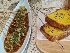-小董哥烤串·爆汁大油边(故宫店)