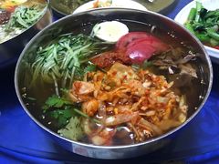 延边朝鲜冷面-东北饺子王(港澳广场购物中心店)