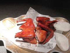蝴蝶里招牌乳鸽-蝴蝶里·粤菜·点心(滨江龙湖店)