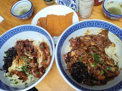 -沪西老弄堂面馆(定西路店)