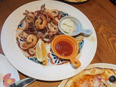 -JINNS锦时 steak&pizza(浸信会礼拜堂旧址店)