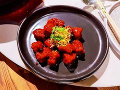 红酒泡沫牛仔粒-荟廷·晶萃(陆家嘴尚悦湾店)