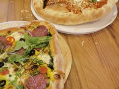 -城市大道红炉披萨烘焙坊