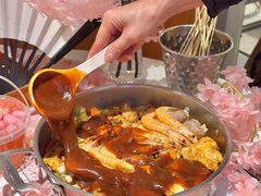 -黄记煌三汁焖锅(新佳丽江汉路店)