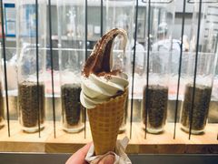 -喜茶(上海打浦桥日月光gelato lab+店)