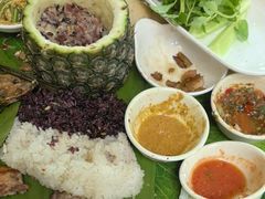 -沐毫傣泐云南菜孔雀宴•手抓饭傣味烧烤(曼听公园店)