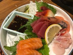 刺身拼盘-美洲岛烤肉自助餐厅