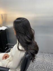-Tloml salon