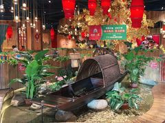 -老滇山寨•云南特色菜•地方菜•民族风情歌舞表演(金碧店)