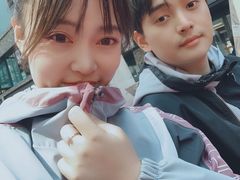 -BHC炸鸡(明洞总店)