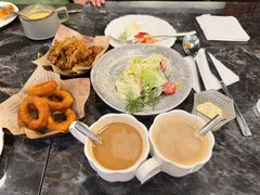 -LESCEDARS Brasserie Bistro香柏树