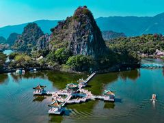 -星湖旅游景区七星岩