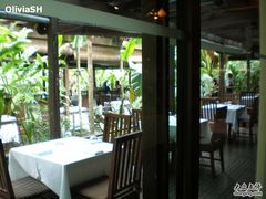 -植物园哈利亚餐厅