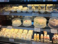 -红宝石·鲜奶小方·海派西点房(南丹店)