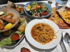 -芳草地西式融合餐厅(回龙窝店)