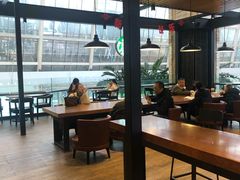 -星巴克臻选(成都环球乐天店)