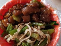 -咱家王新国把子肉(县东巷店)