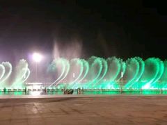 -东港音乐喷泉广场