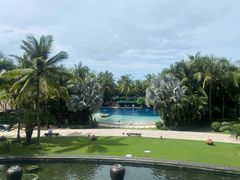 -三亚湾海居铂尔曼度假酒店