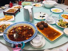 -梅飞酒家(名辉豪庭店)