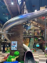 -卡通尼·Safari非洲探索乐园·生日会(金桥国际商业广场店)