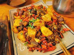 -郑件洋芋饭庄
