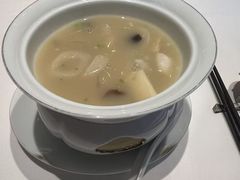 -新荣记(BFC外滩金融中心店)