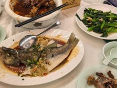 -五谷芳乳鸽王(海景店)