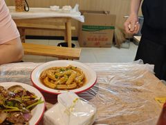 -郑记•不夜城烧烤•龙虾•虾蟹(黄鹤楼店)