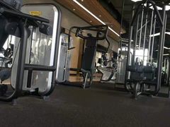 -威克健身游泳(万菱汇店)